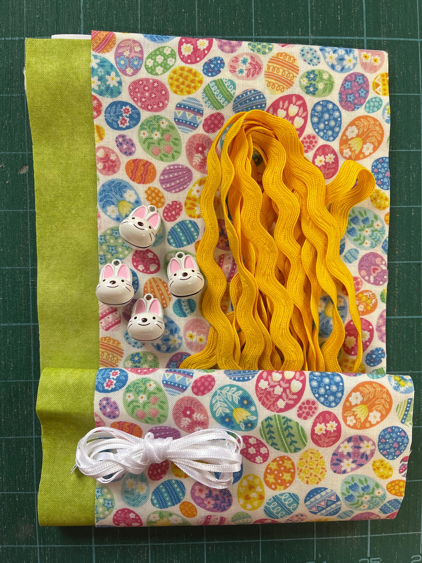 Easter Pyramid Gift Box Kit