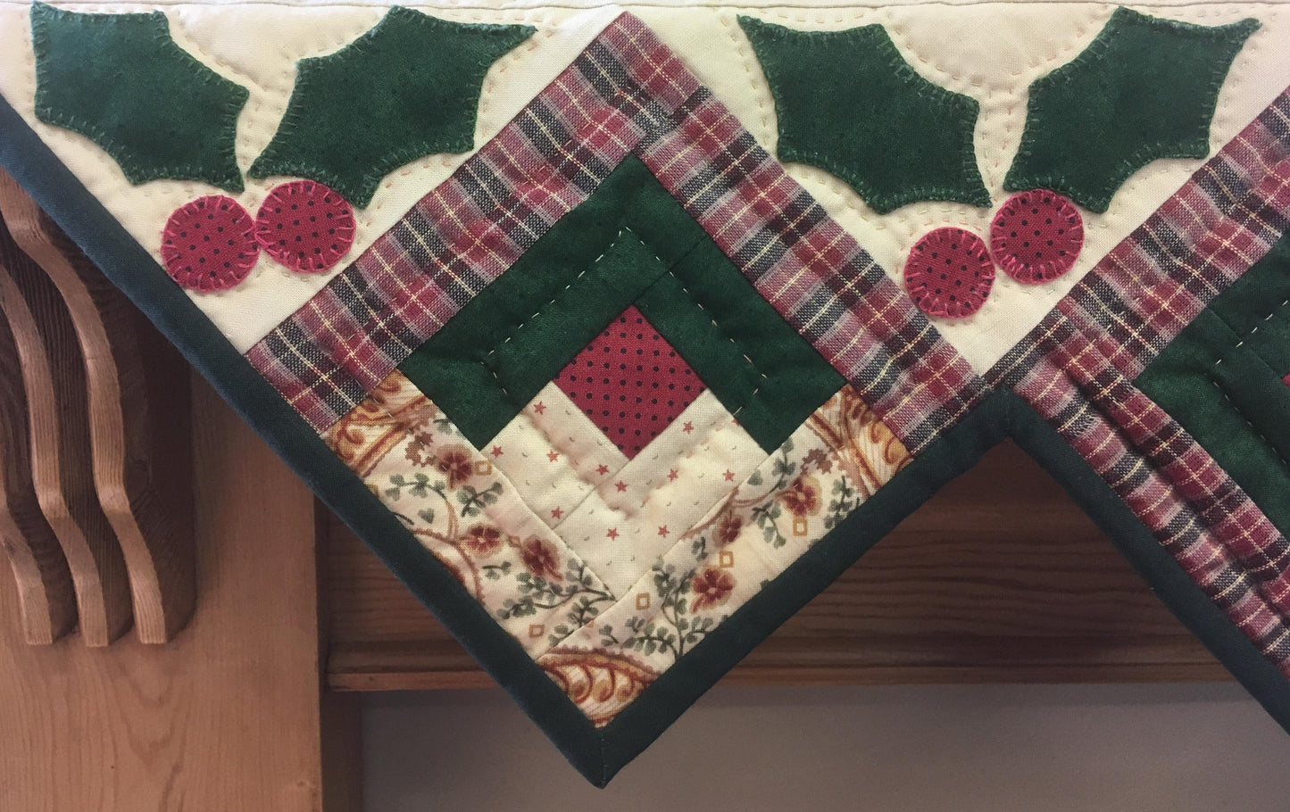 Christmas Mantle and Table Runner Pattern