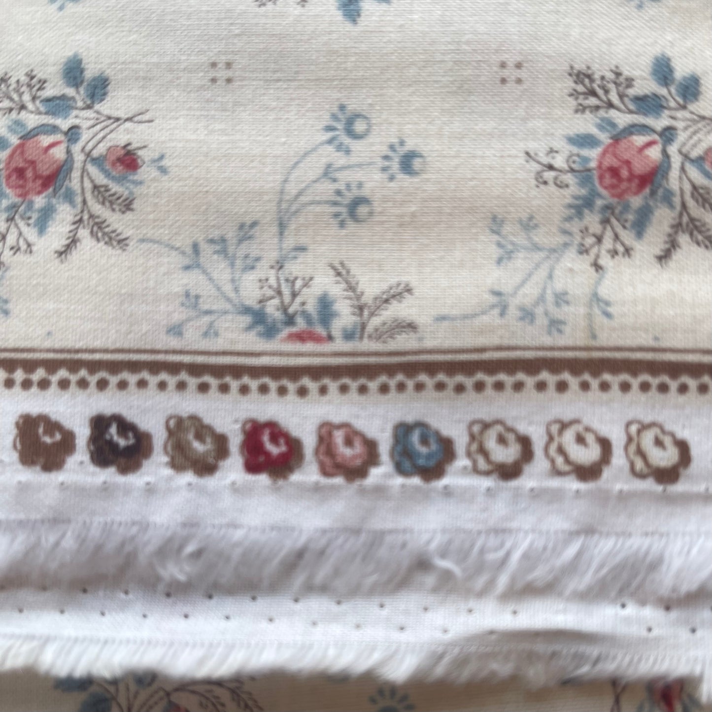 French General - Fleur de Paris - Primvere Pearl Fabric