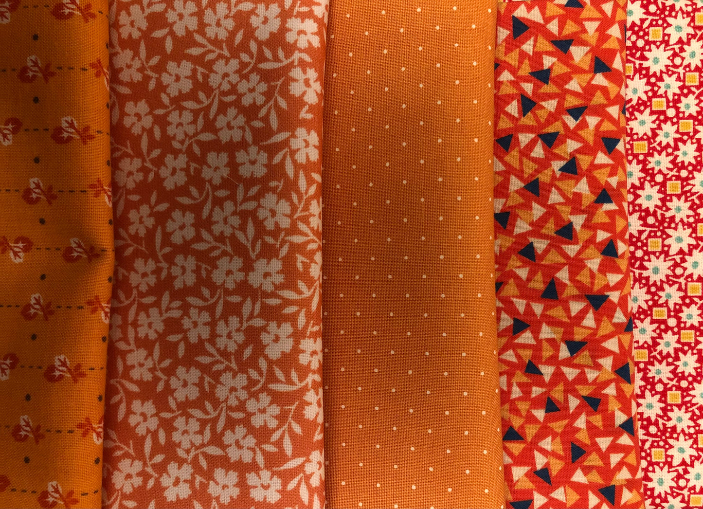 1930s Reproduction Fabrics - 5 Fat Eighths Packs