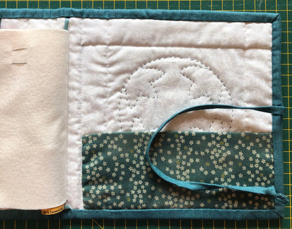 Oriental Circles Needlecase Kit