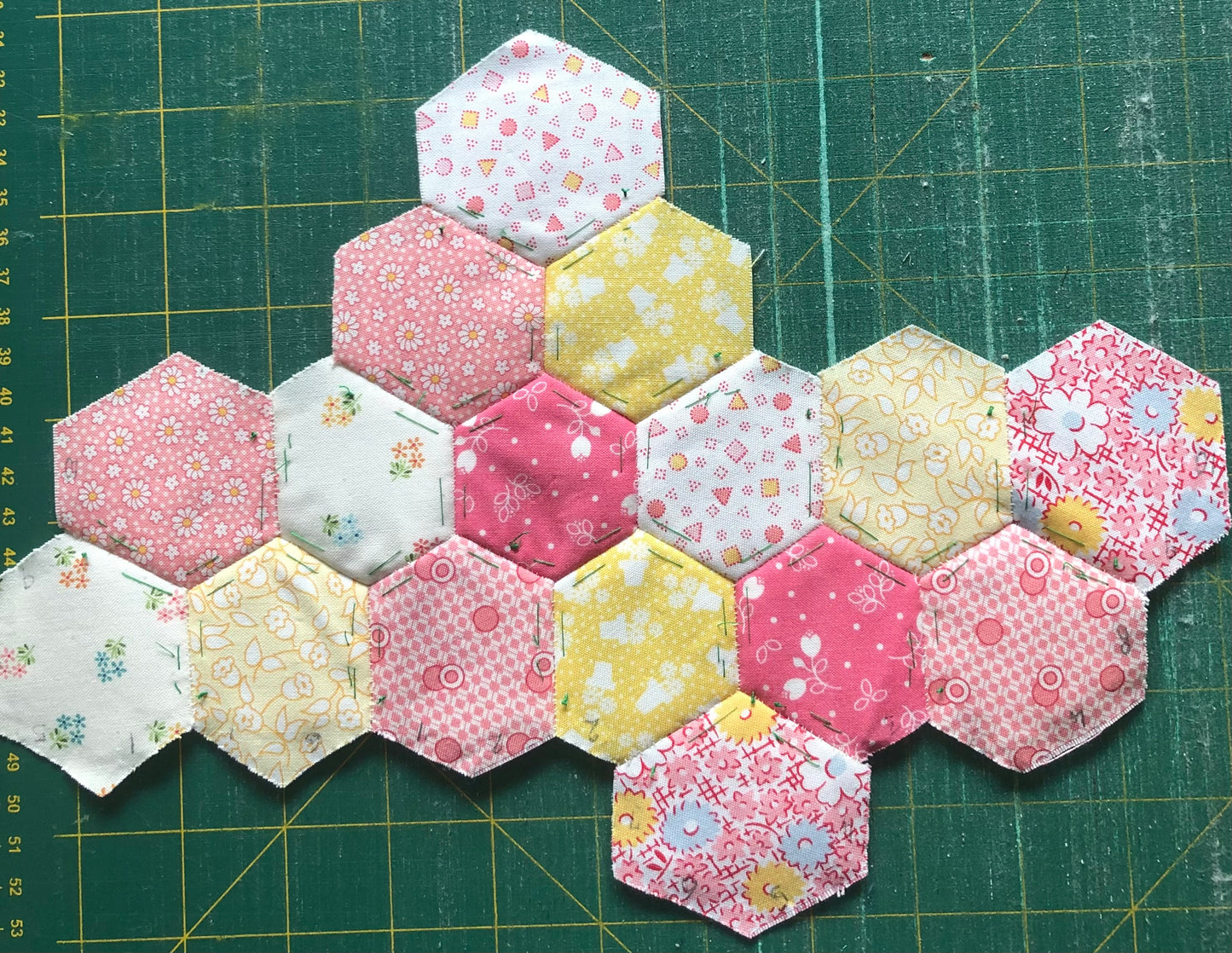 Hexagon Sewing Pouch Kit