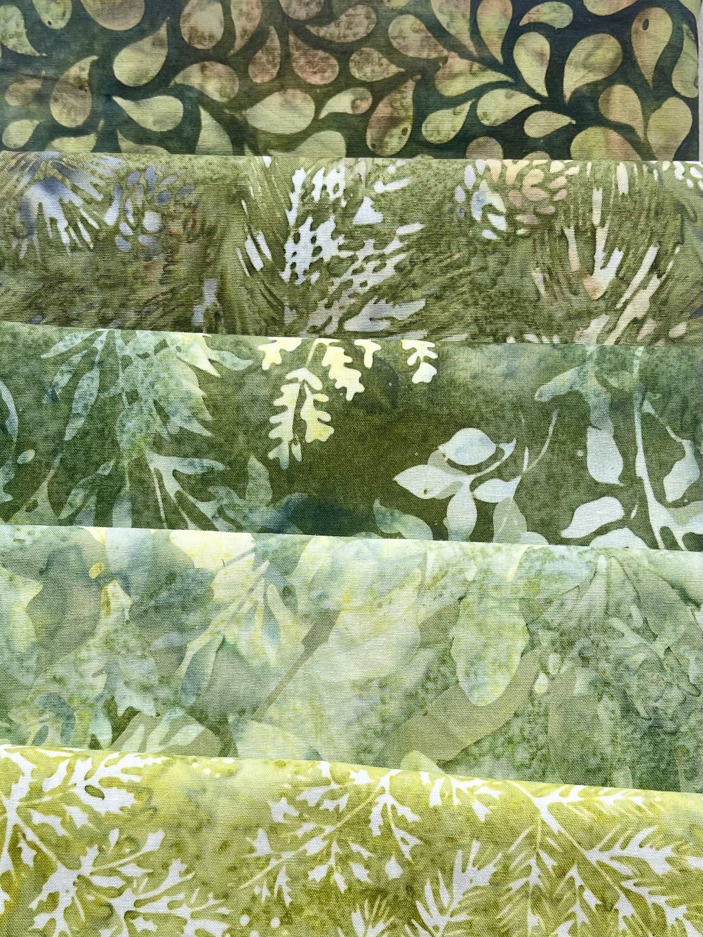 Batik 5 Fat Quarters Fabric Pack