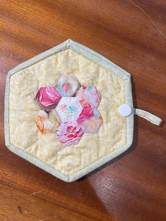 Floral Hexagon Needle-case Kit