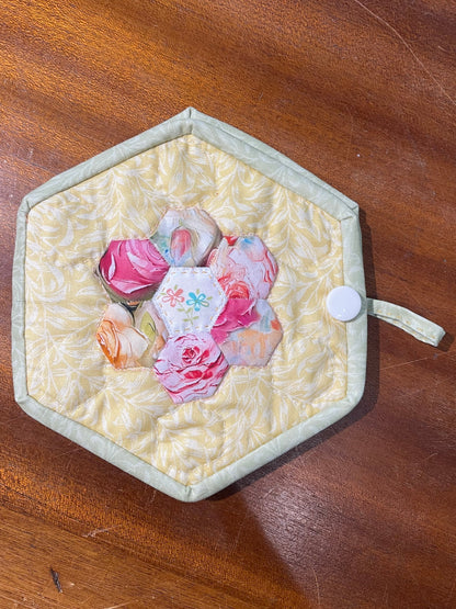 Floral Hexagon Needle-case Kit
