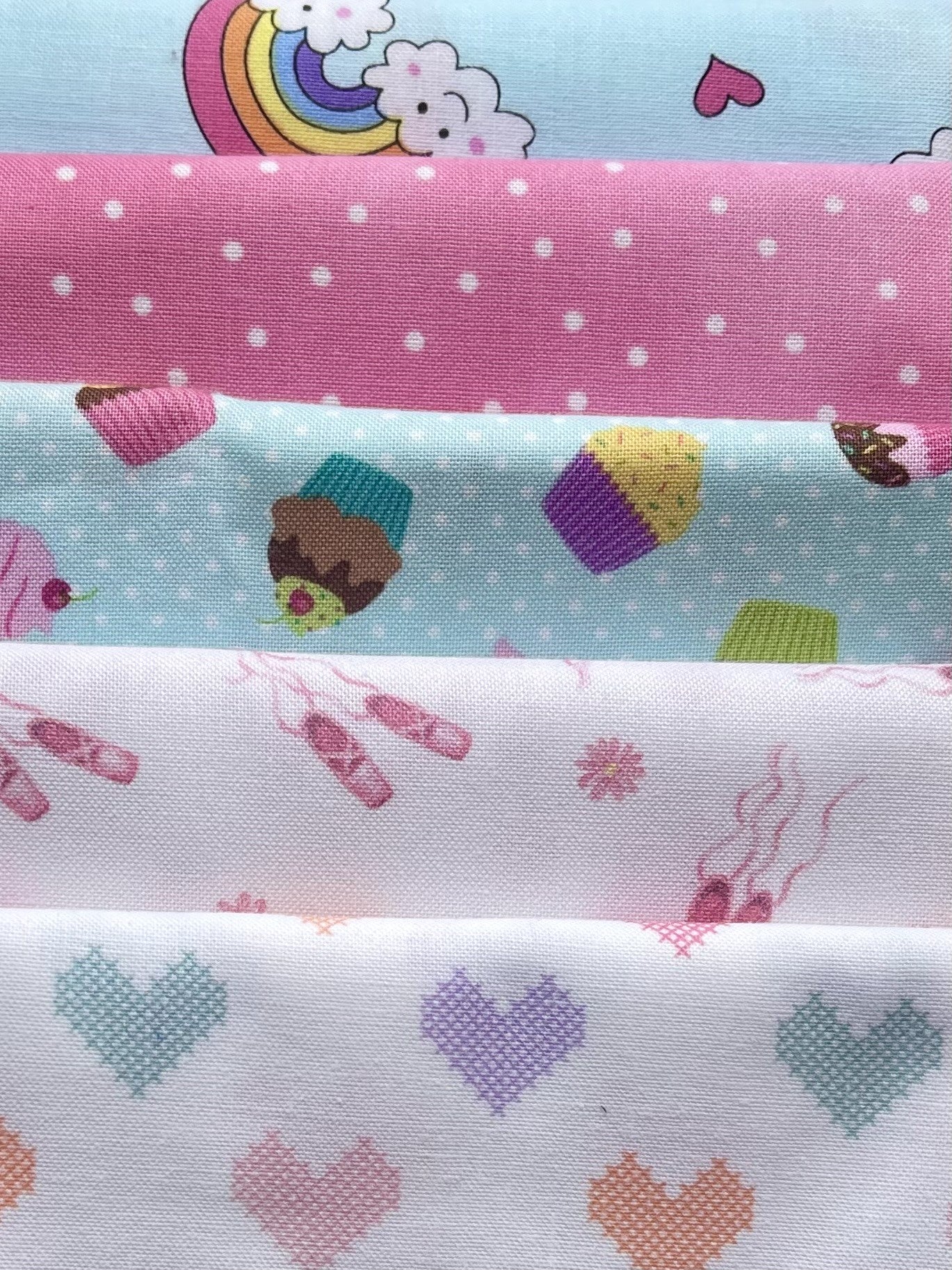 Novelty 5 Fat Quarters Fabric Pack